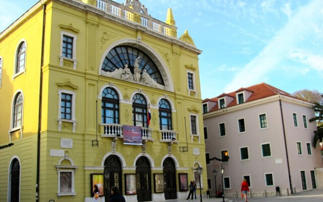 Apartment Dora in center of Split