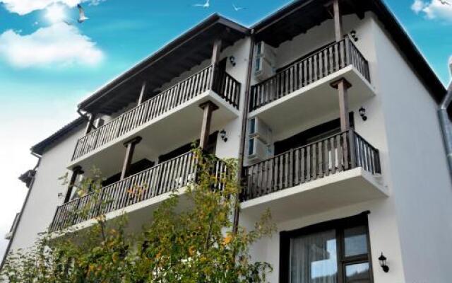 Family Hotel and Restaurant Plamena