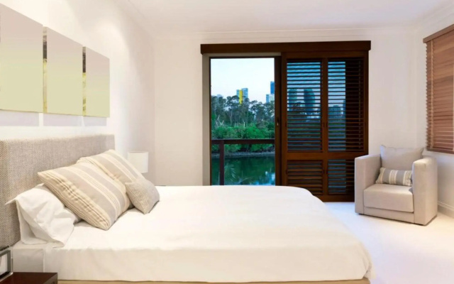 Hotel Surya