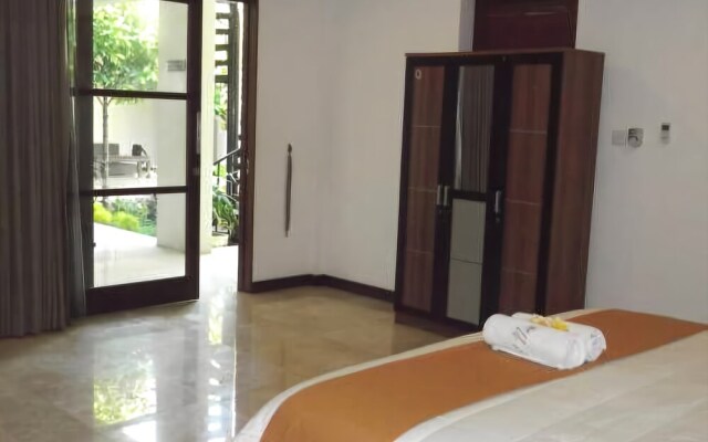 Villa Indah Batu Layar