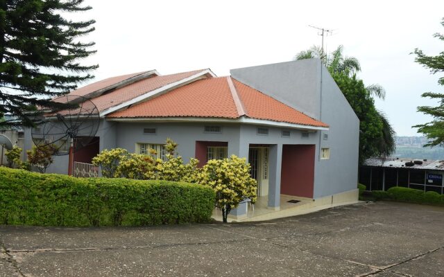 Tinho Guest House