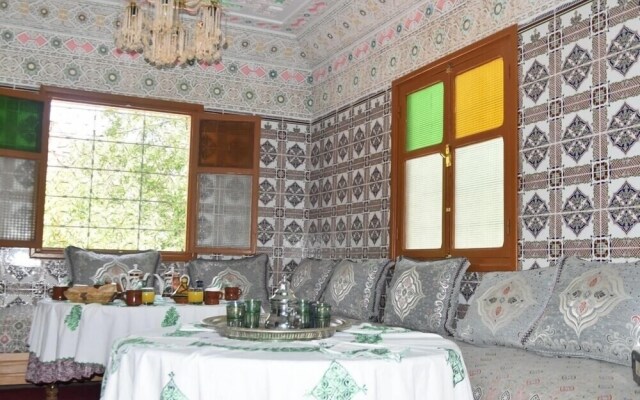 Riad Dar Mzik
