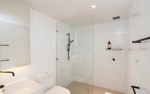Luxury Studio With Parking in Woolloomooloo - WMLOO