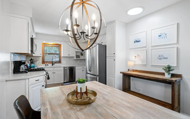 Crystal Lake Clubhouse