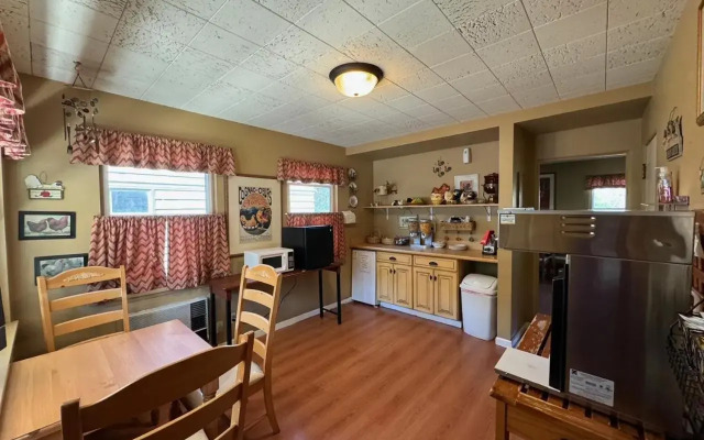 Rugged Country Lodge
