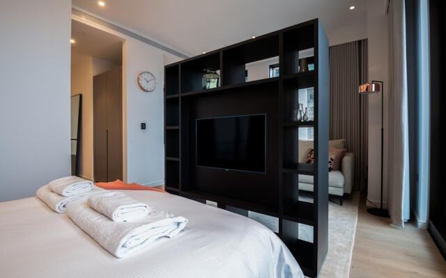Sensational Studio Apartment in London s Vibrant Canary Wharf