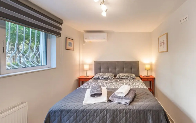 Glyfadas Luxury Design Apartments