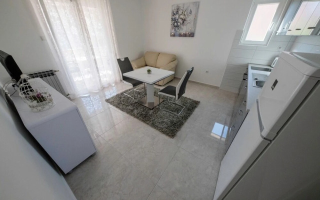 Mar- 150 m From sea - A4