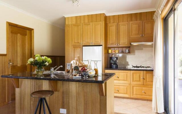 Glenoe Cottages