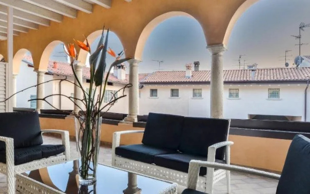 Polpenazze Halldis Apartments