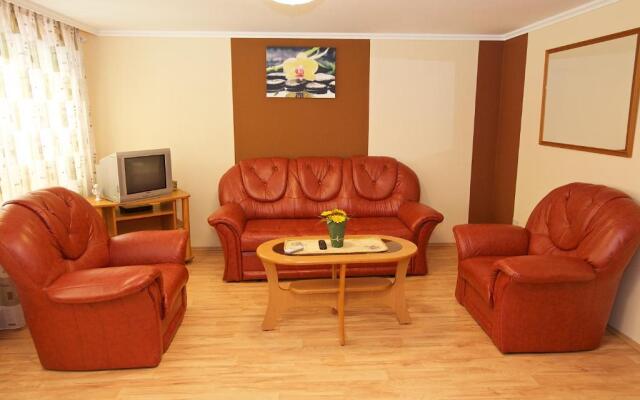 Zoli Apartmanok-Bródy 51-53