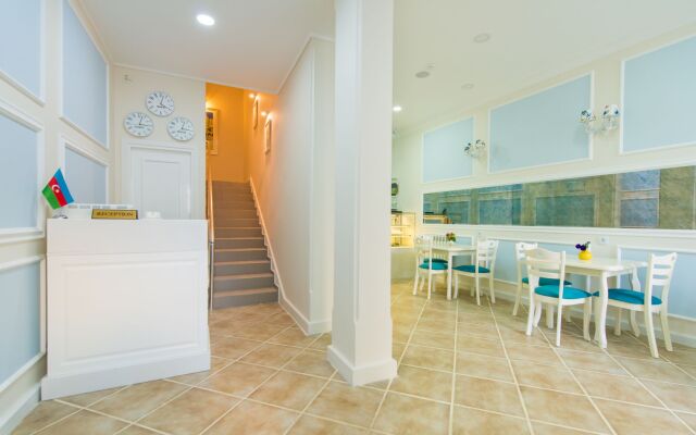 Two Seasons Boutique Hotel