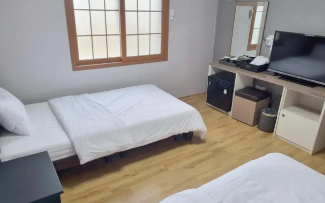 Charlie Hotel