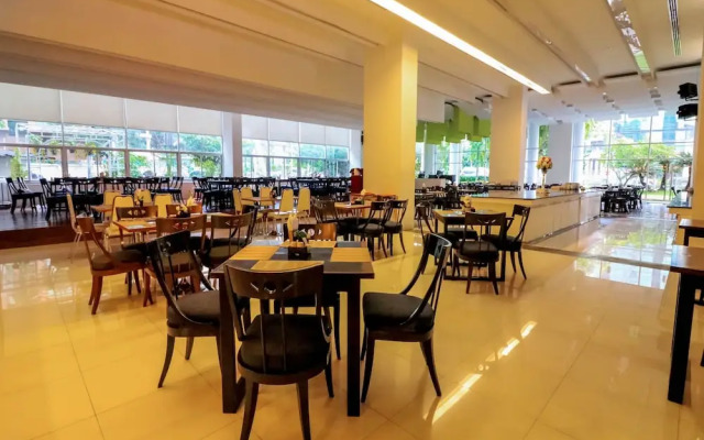 NIDA Rooms Nimman Dusit 2000