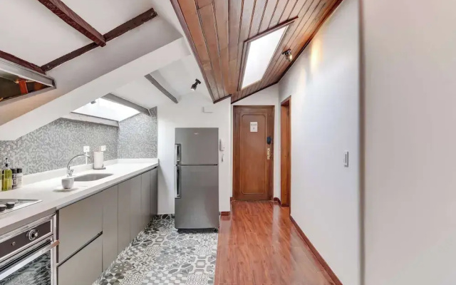 w Delightful 1BR With Terrace in Zona T