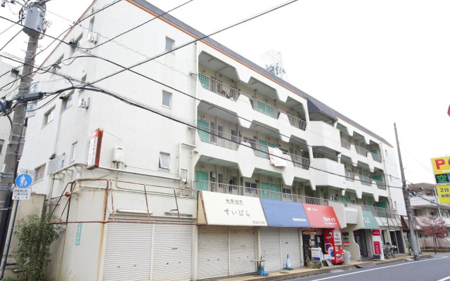 Takano Apartment