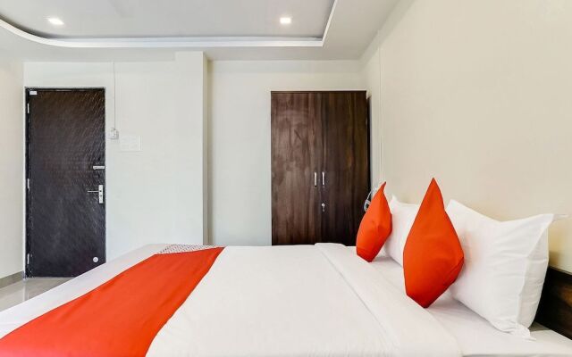 Oyo 19363 United Star Hotel