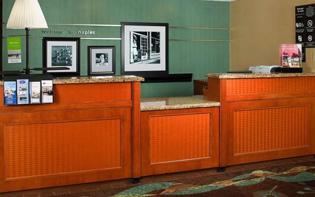 Hampton Inn Naples Central