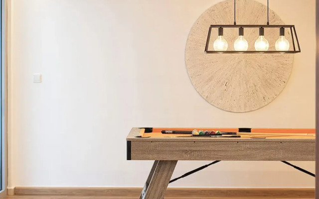 Next'House - Business Boulevard Hostel