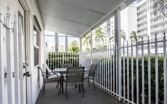 Le Frontenac 101 - Condo 2 People, Sunny Isles