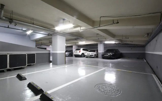 Changwon Luxury
