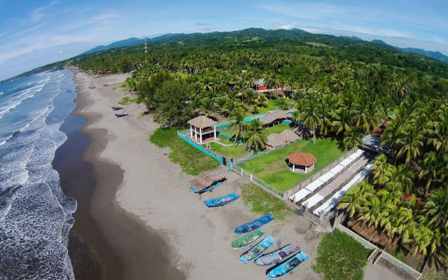 Azul Surf Club