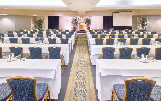 Ala Moana Hotel