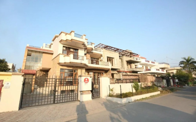 Shradha Guest House