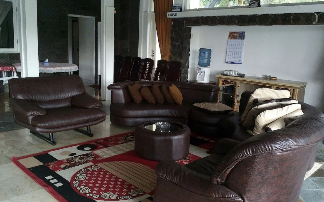 Bukit Danau Exclusive Resort & Villa