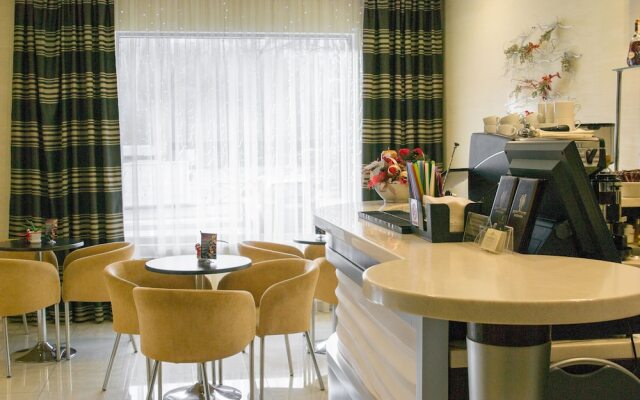 Гостинично-ресторанный комплекс с пляжем RiverSide