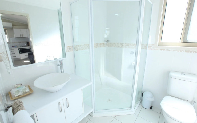 Halifax Holiday Park