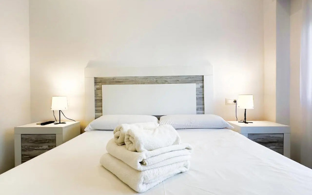 SKOL 350. Great 2 Bedroom Apartment in Skol Marbella