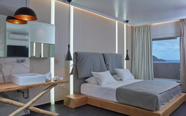 Kosmoplaz Beach Hotel