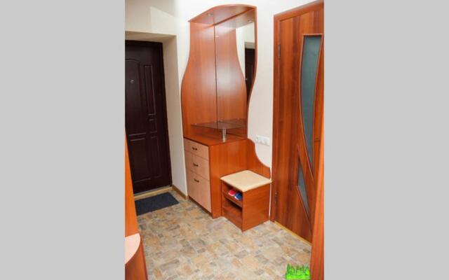 Героев Днепра 53, рядом пляж