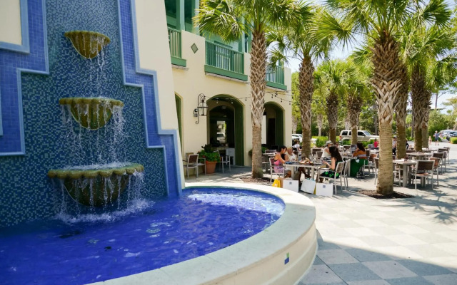 WaterColor Inn & Resort