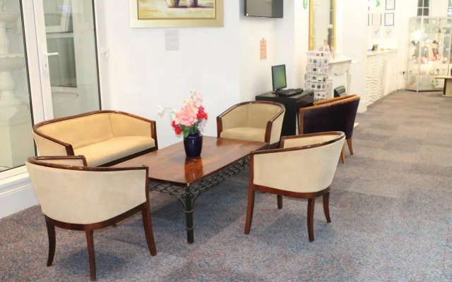 Clapham South Belvedere Hotel