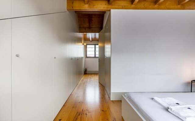 Nomad s Family - Porto City Local