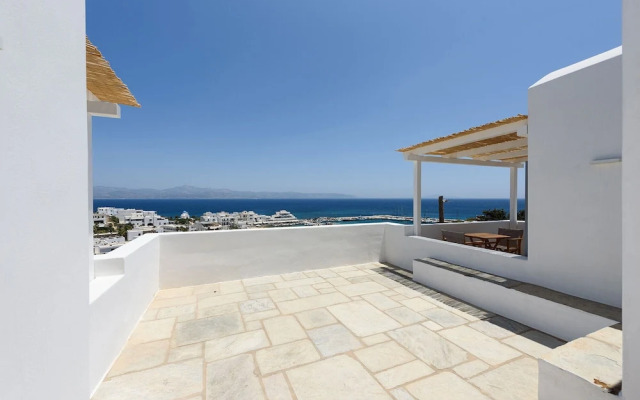 Phaedrus Living Paros Cycladic 4