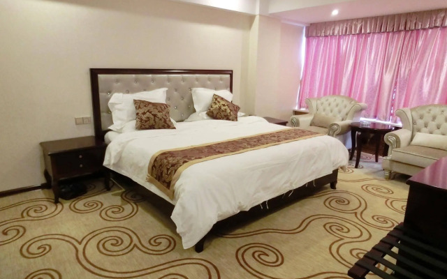 HaikouTWELVE OAKS HOTEL