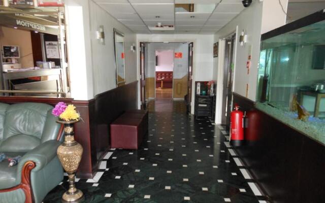 The Gatwick White House Hotel
