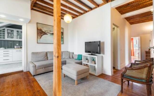 Large family flat in Campo de Ourique