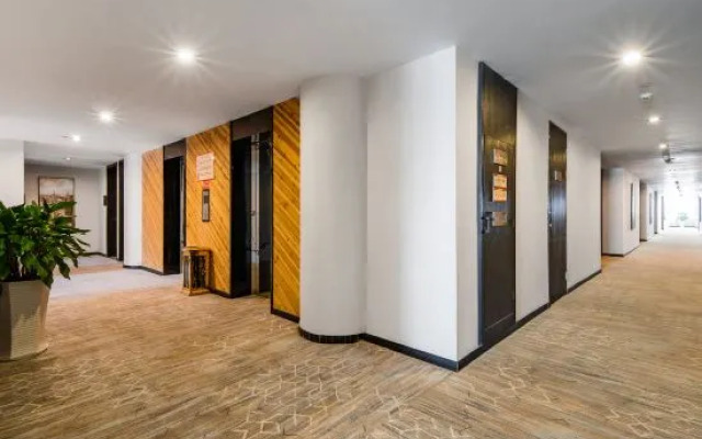 Jiangnan Lishe Hotel