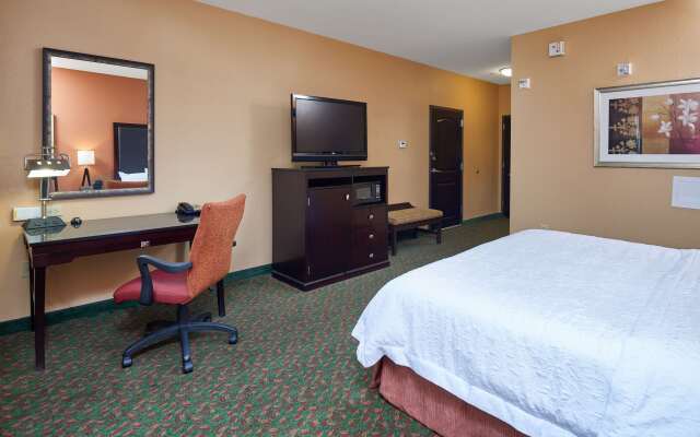 Hampton Inn & Suites Waco-South