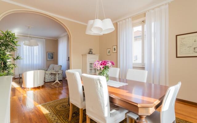 Villa Ida in Lenno with 3 bedrooms and 2.5 bathrooms