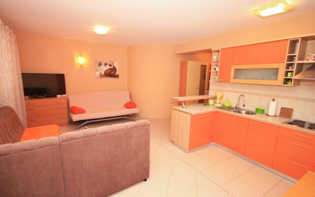 Nadica Lovorka 2 Baska Island Krk