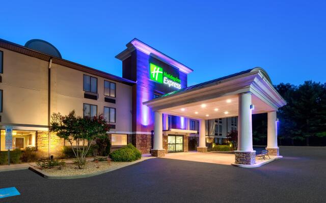 Holiday Inn Express Waldorf, an IHG Hotel