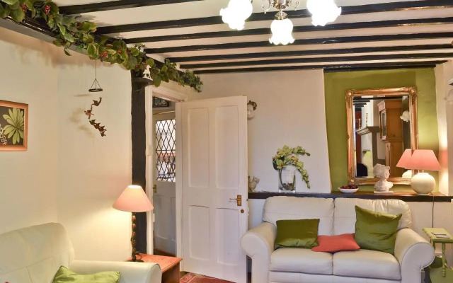 Tom'S Cottage
