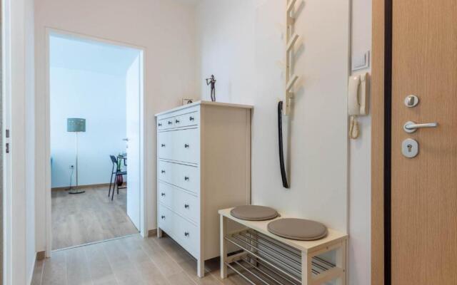 Hendrix Bridge Apartment 2