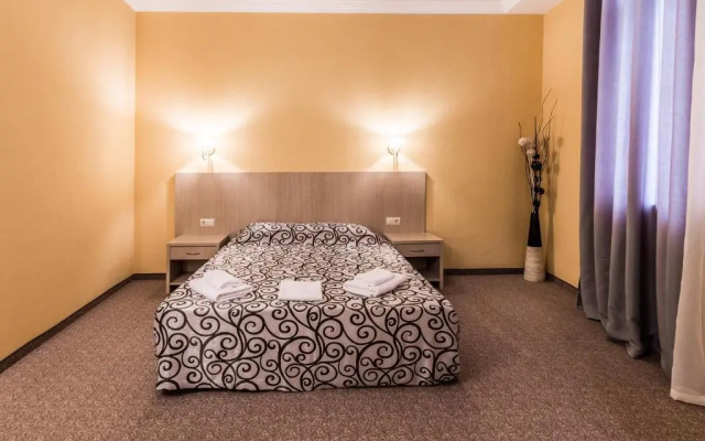 Yuzhnaya Stolitsa Hotel