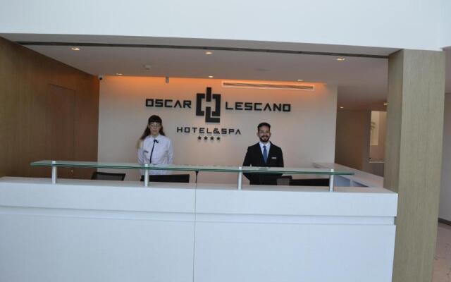 Hotel Oscar Lescano